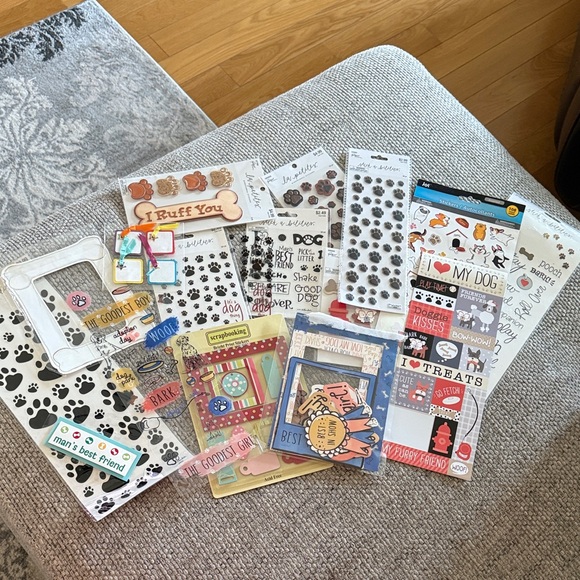 Dog Paw Print Sticker Set - Picture 1 of 8